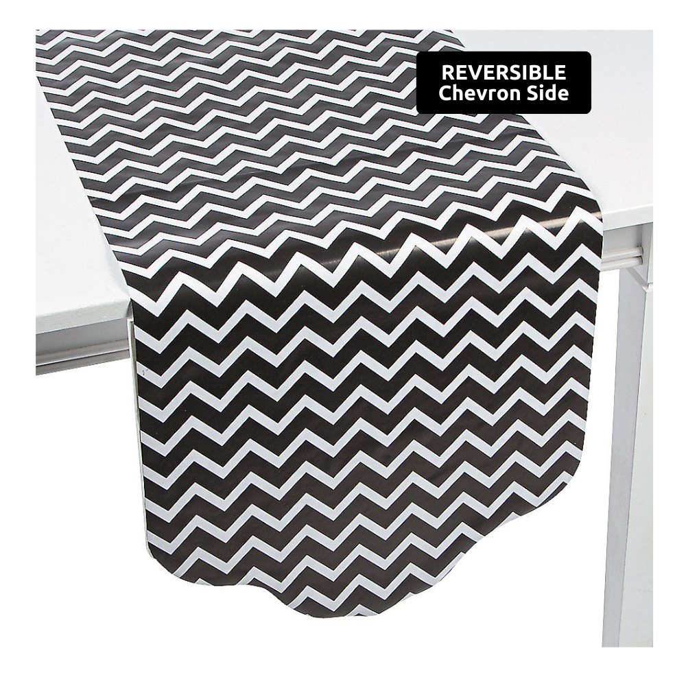 reversible paper tablerunner, black and white chevron side close-up