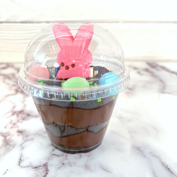 Easter Dirt Pudding Cup with Lid, clear plastic 9 oz treat cup with clear dome lid for party favors and holiday treats